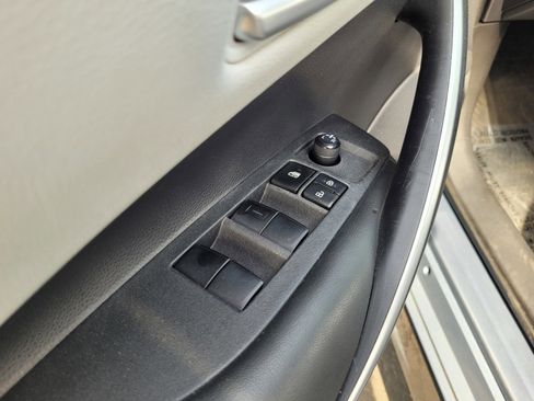 Used 2021 Toyota Corolla SE FWD image 26