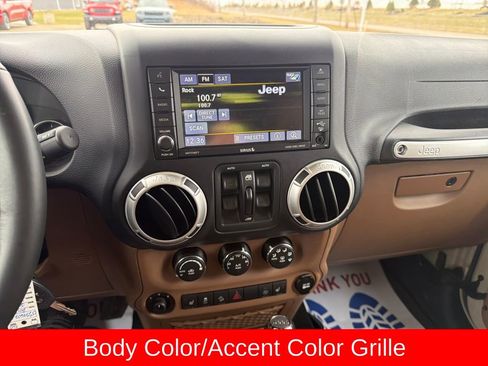 Used 2017 Jeep Wrangler Unlimited Sahara w/ Max Tow Package image 21