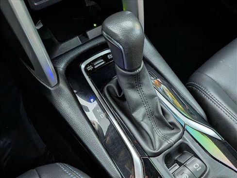 Certified 2024 Toyota Corolla Cross XSE w/ Convenience Package image 12