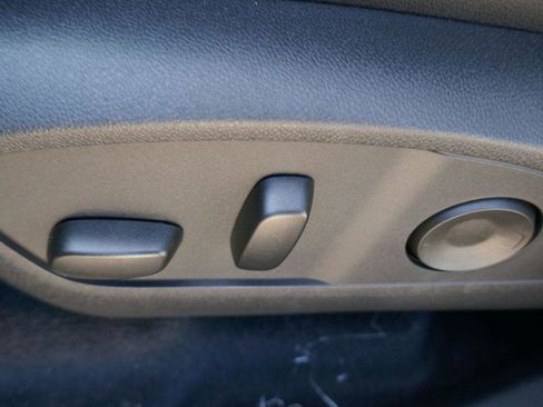 New 2026 Chevrolet Traverse LT image 19