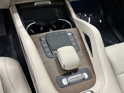 Certified 2024 Mercedes-Benz GLE 450 4MATIC image 32