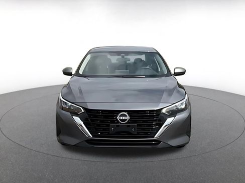 Used 2025 Nissan Sentra SV FWD image 4