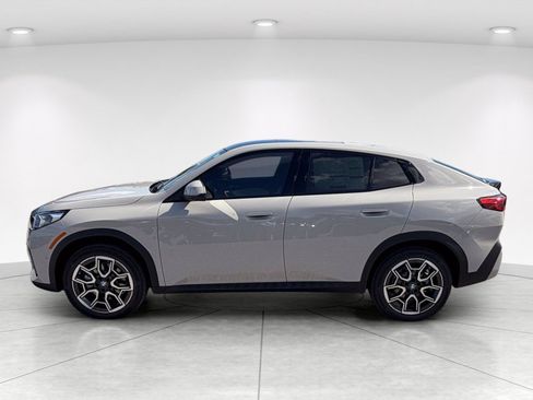 New 2026 BMW X2 xDrive28i w/ Technology Package AWD/4WD image 7