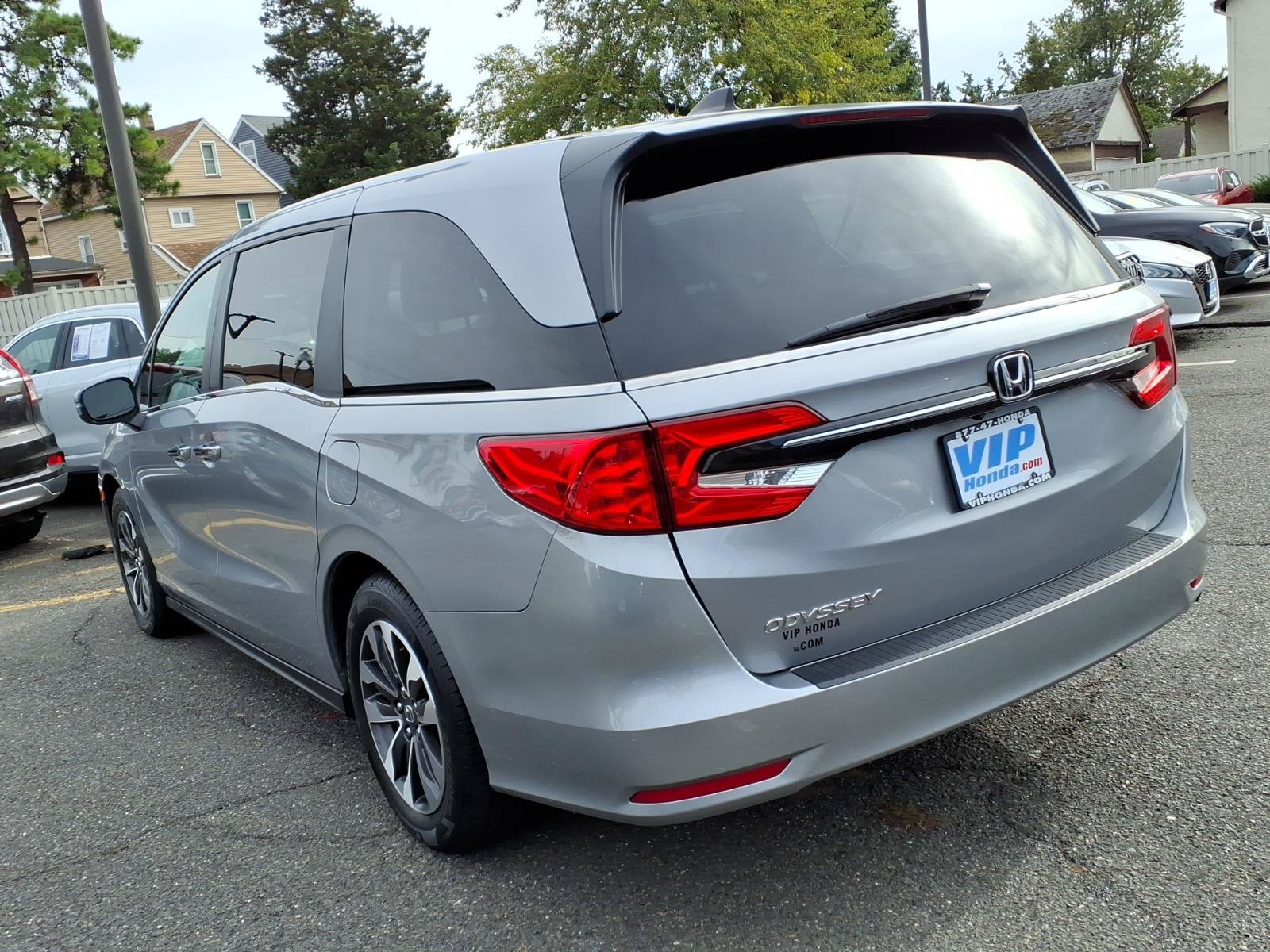 Certified 2024 Honda Odyssey EX-L image 4