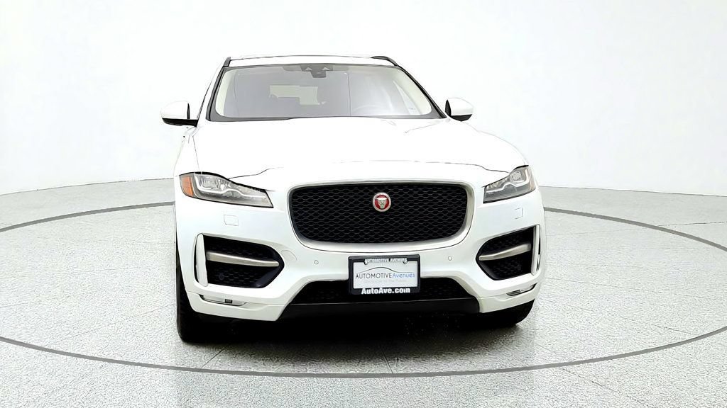 Used 2018 Jaguar F-PACE R-Sport AWD/4WD image 2