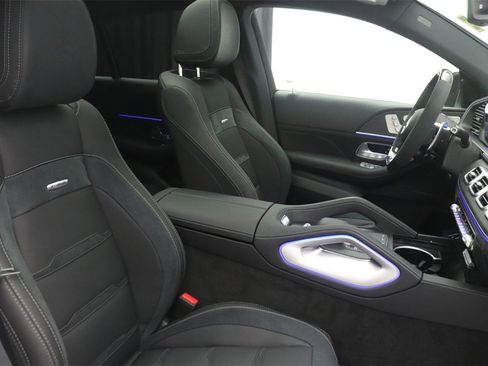 New 2026 Mercedes-Benz GLE 53 AMG 4MATIC Coupe image 9