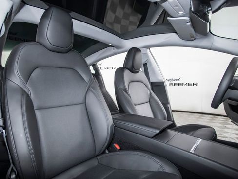 Used 2024 Tesla Model 3 Standard Range image 19