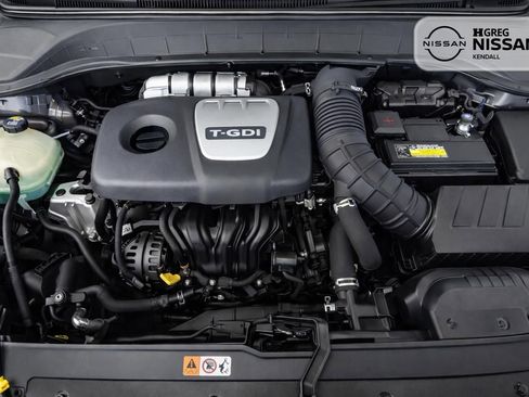 Used 2020 Hyundai Kona Limited FWD image 13