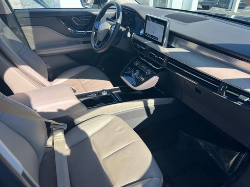 Certified 2022 Lincoln Corsair AWD w/ Premium Package image 21