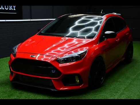 Used 2018 Ford Focus RS AWD/4WD image 1