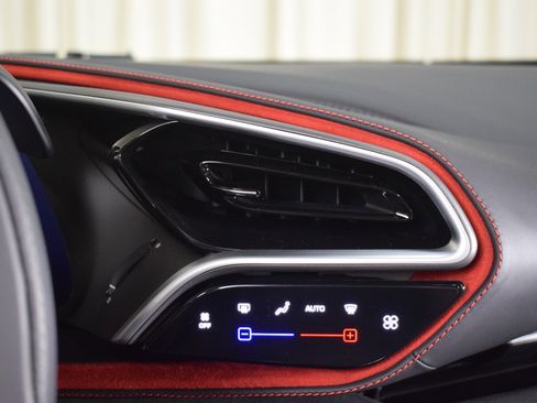 Used 2024 Ferrari 296 GTS image 27