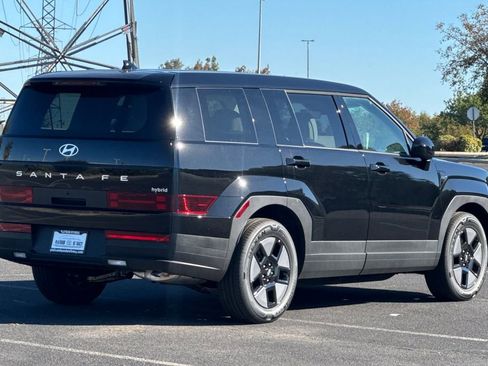 New 2026 Hyundai Santa Fe SE image 4