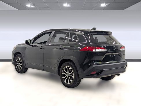Used 2023 Toyota Corolla Cross S image 2