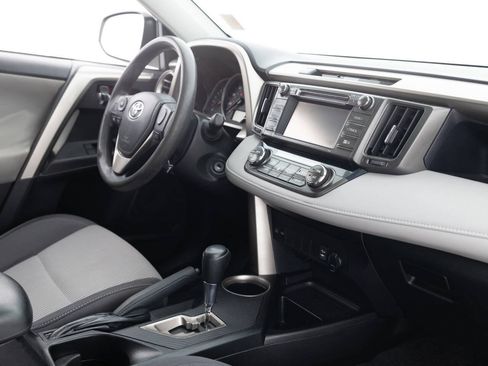 Used 2015 Toyota RAV4 XLE AWD/4WD image 27