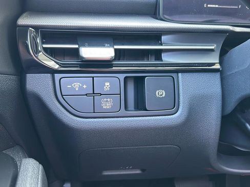 New 2026 Kia Sportage S image 26