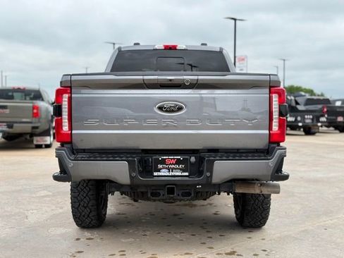 Used 2023 Ford F250 Lariat w/ Lariat Ultimate Package AWD/4WD image 6