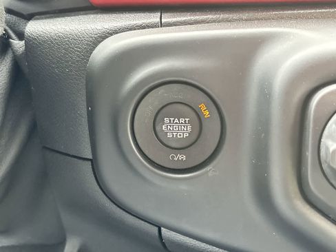 Used 2021 Jeep Wrangler Unlimited Rubicon image 26