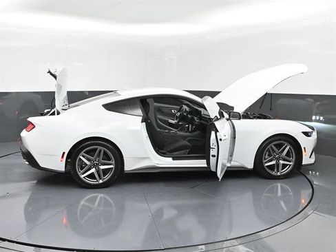 Certified 2025 Ford Mustang Coupe RWD image 50