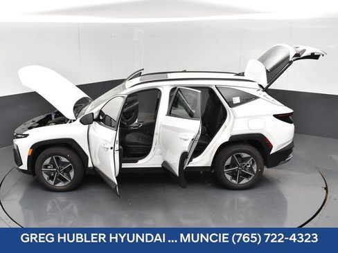 Used 2025 Hyundai Tucson SEL AWD/4WD image 38
