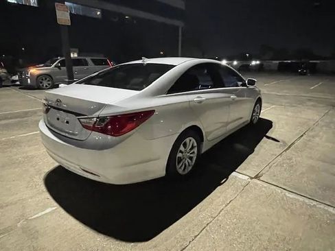 Used 2012 Hyundai Sonata GLS image 5