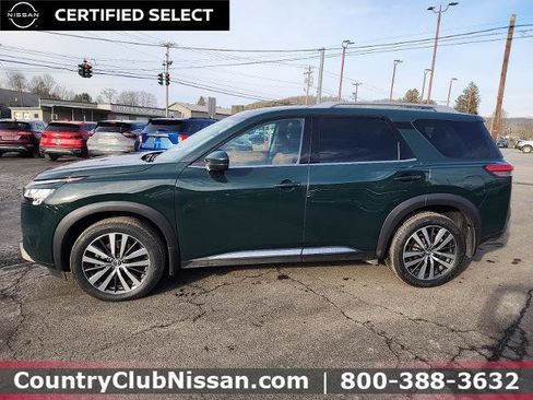 Certified 2022 Nissan Pathfinder Platinum w/ Cargo Package image 5