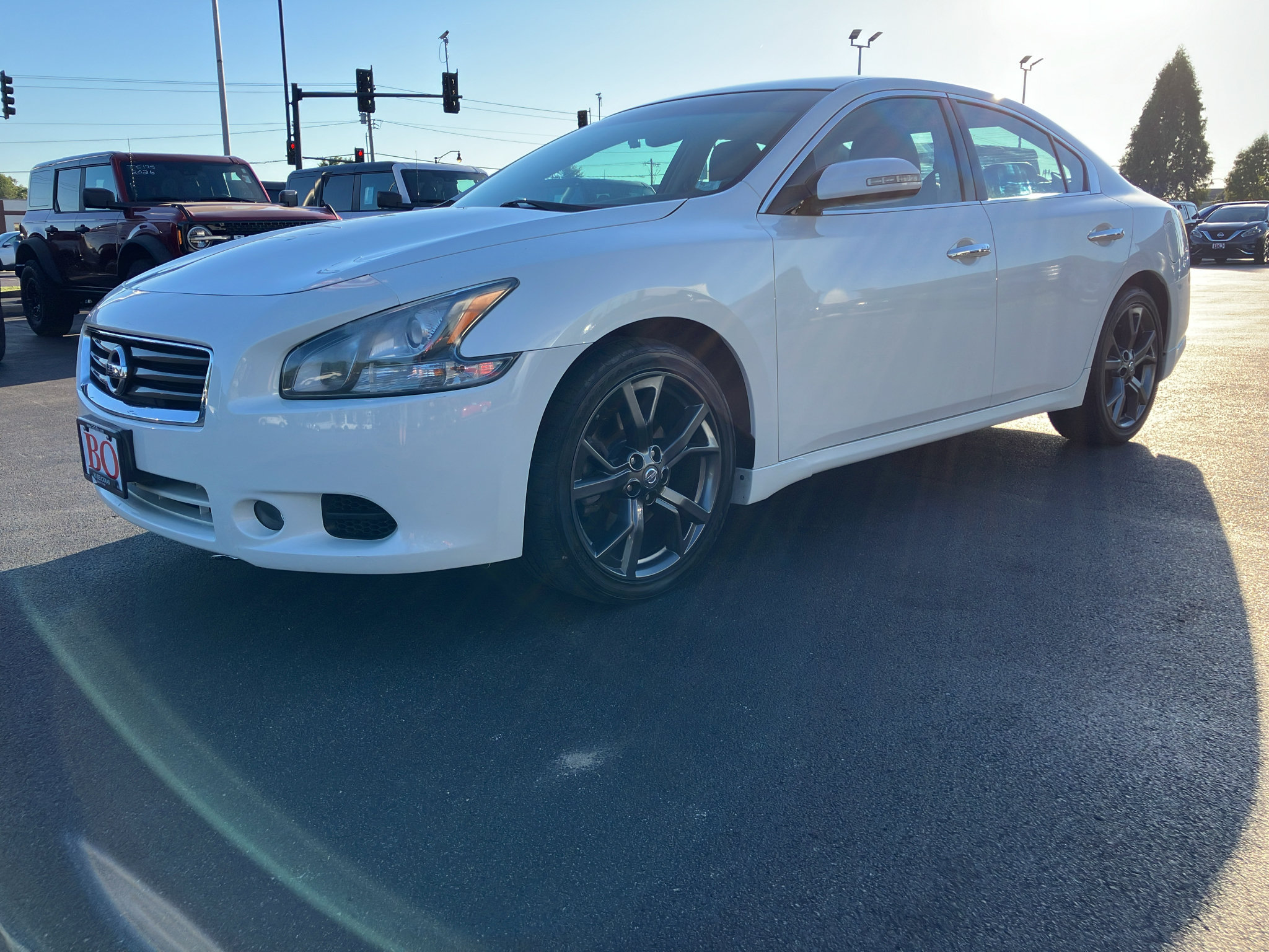 Used 2014 Nissan Maxima 3.5 SV w/ Sport Package FWD image 2
