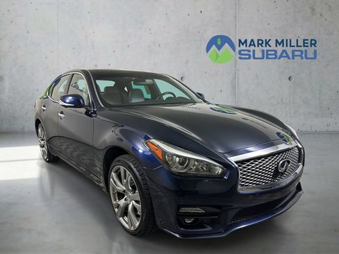 Used 2015 INFINITI Q70 3.7 w/ Sport Package AWD/4WD image 1