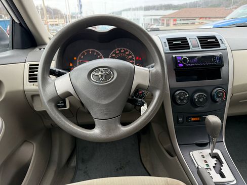 Used 2010 Toyota Corolla Base 4-Speed AT image 4