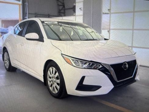 Used 2020 Nissan Sentra S FWD image 17