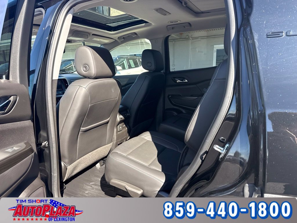 Used 2023 GMC Acadia SLT w/ Elevation Edition AWD/4WD image 20