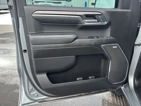 Used 2024 Chevrolet Silverado 1500 LTZ image 16