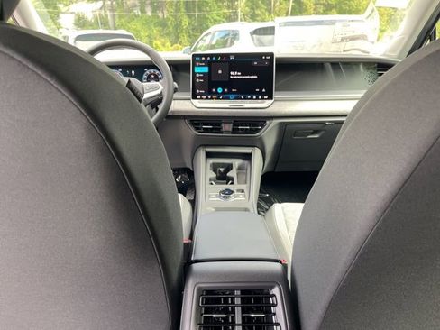 New 2025 Volkswagen Tiguan S image 16