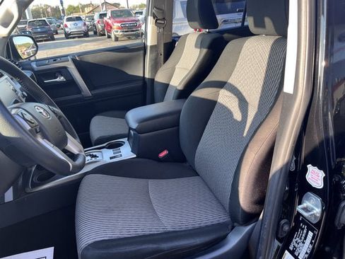 Used 2024 Toyota 4Runner SR5 image 10