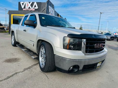 Used 2007 GMC Sierra 1500 SLE w/ SLE1 Preferred Package image 3