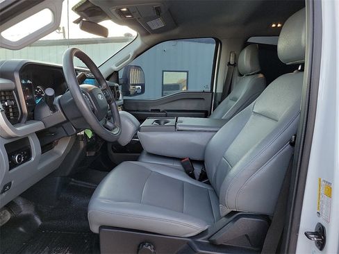 Used 2024 Ford F250 XL w/ 360-Degree Camera Package image 19