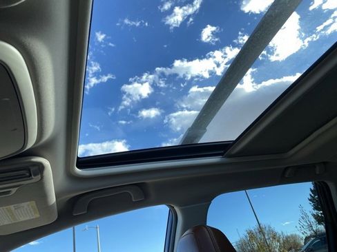 Used 2022 Subaru Forester Touring w/ Popular Package #2 image 25