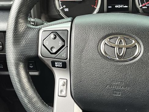 Used 2023 Toyota 4Runner Limited AWD/4WD image 12