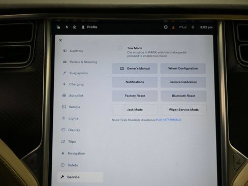 Used 2017 Tesla Model X 100D AWD/4WD image 33