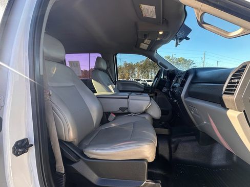 Used 2018 Ford F250 XL w/ Power Equipment Group image 20