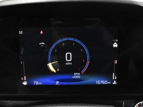 Used 2025 Chevrolet Trax RS image 21