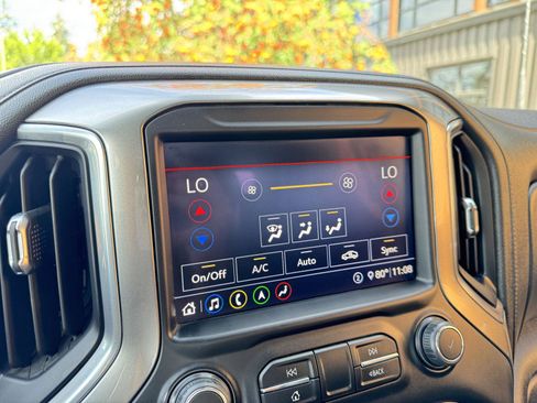 Used 2020 Chevrolet Silverado 3500 LTZ w/ LTZ Premium Package AWD/4WD image 20