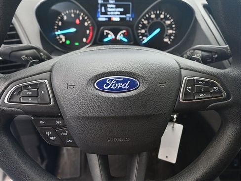 Used 2017 Ford Escape SE w/ Equipment Group 201A image 14