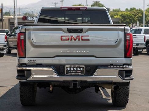 Used 2024 GMC Sierra 2500 SLT w/ SLT Convenience Package AWD/4WD image 4