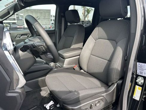 New 2026 GMC Canyon Elevation w/ Convenience Package RWD image 19