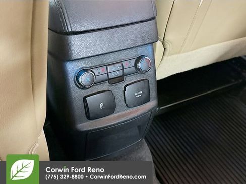 Used 2017 Ford Explorer Limited w/ Equipment Group 301A AWD/4WD image 27