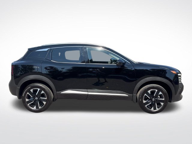 Used 2025 Nissan Kicks SR FWD image 7