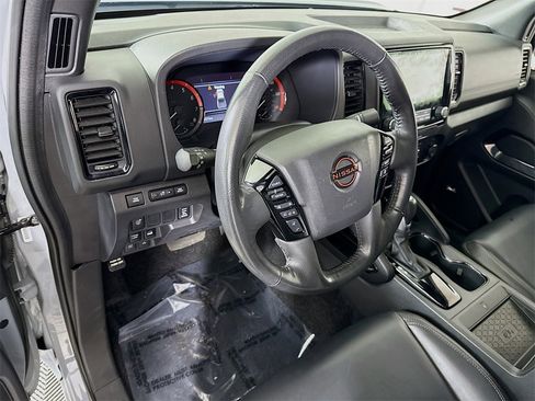 Used 2022 Nissan Frontier PRO-4X w/ Pro-4X Premium Package image 20