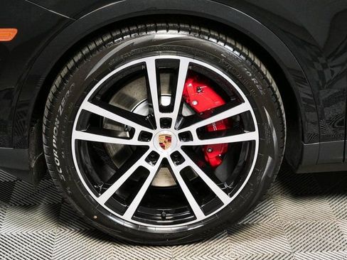 New 2026 Porsche Cayenne S AWD/4WD image 38