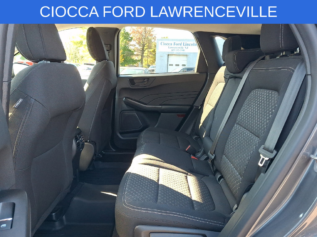 Used 2023 Ford Escape Active w/ Tech Pack #1 AWD/4WD image 14