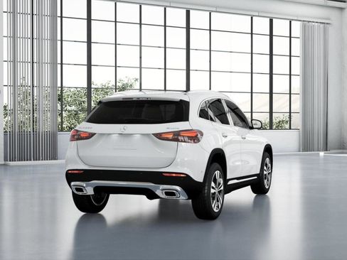New 2026 Mercedes-Benz GLA 250 4MATIC image 24